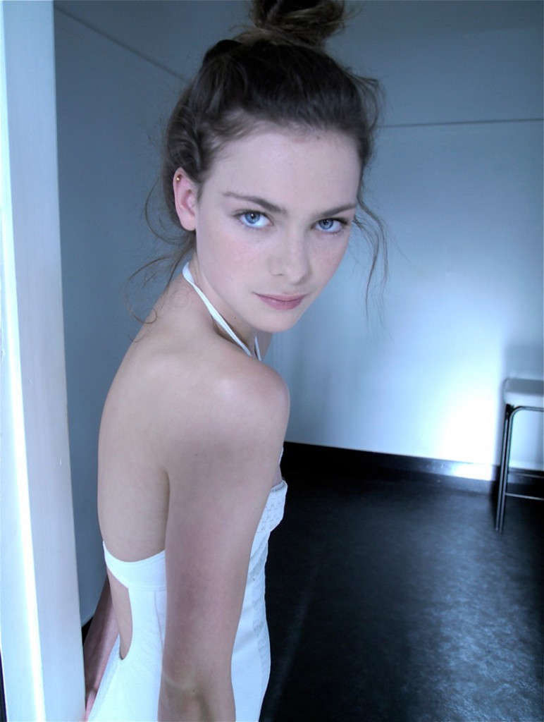 Mary S. – NEWfaces