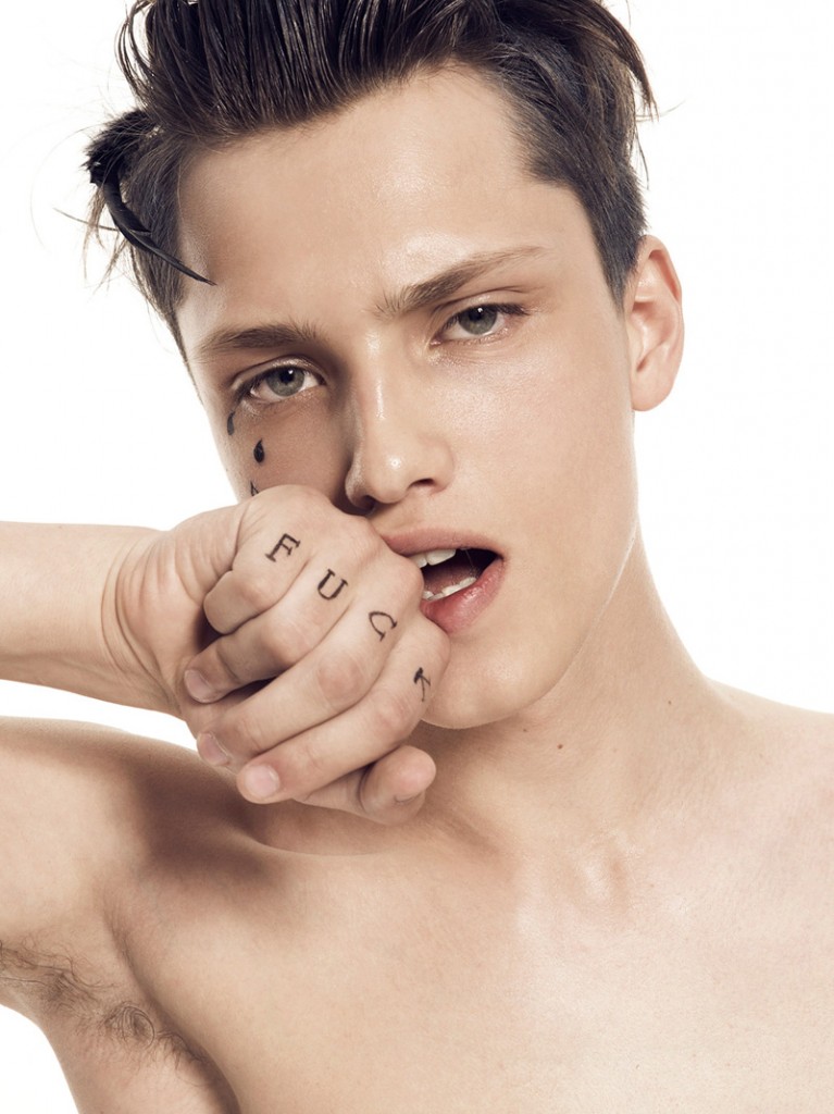 MIKAs | NEWfaces