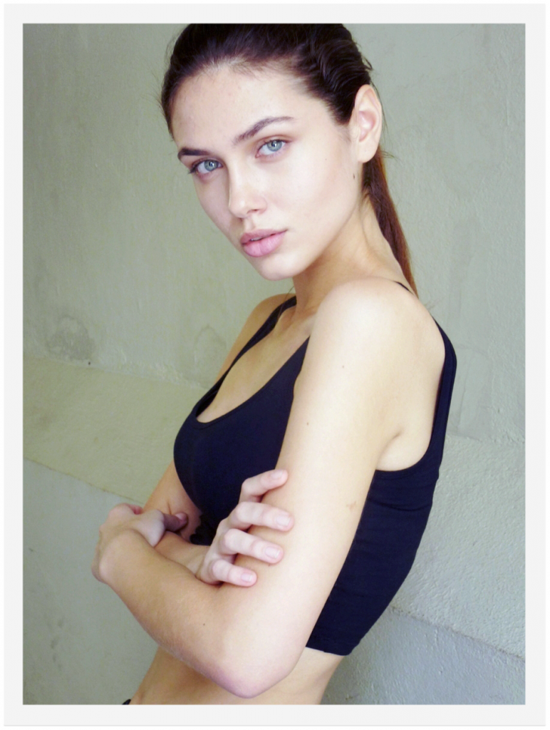vika bronova