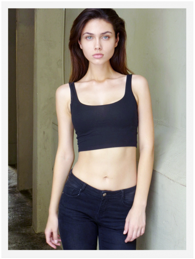 vika bronova