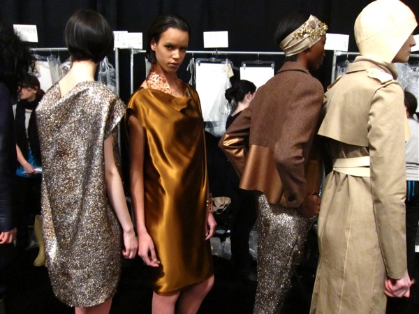 Ports 1961: Hind in molten lava Ports 1961: Hind in molten lava
