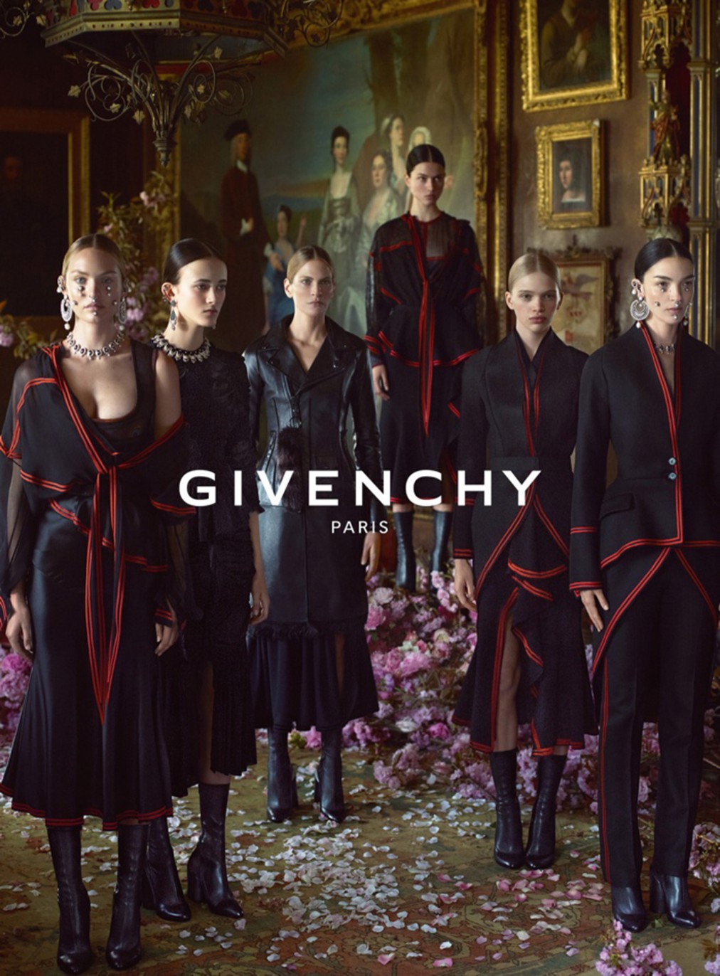 Givenchy-2015-Fall-Winter-Campaign02