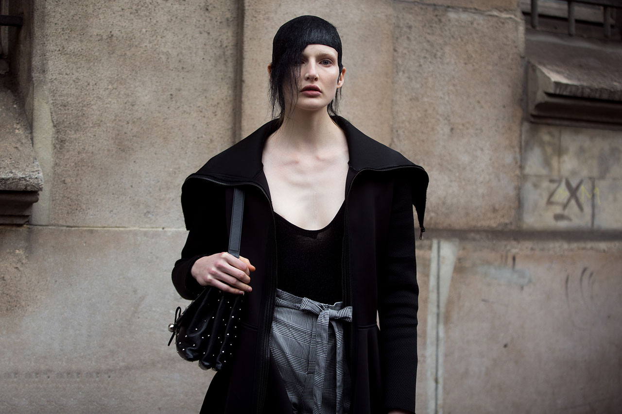 See what the models are wearing off duty during Paris Couture Week – Of ...