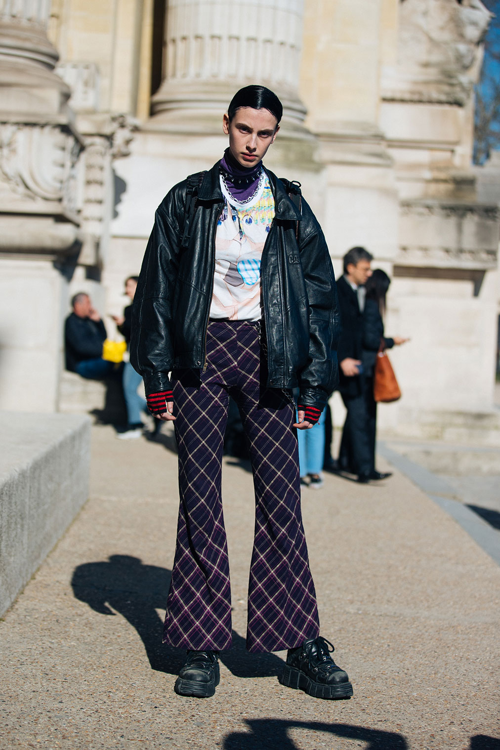 See what the models are wearing off-duty in Paris! Day 3 – Of The Minute