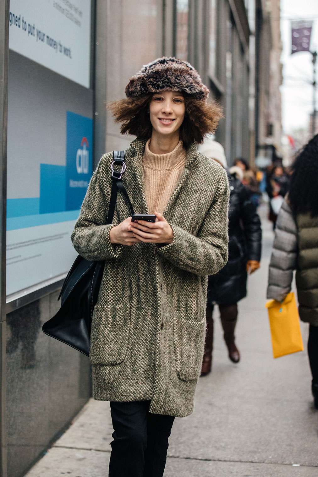 See what the models are wearing off-duty during NYFW Day 4-7 – Of The ...